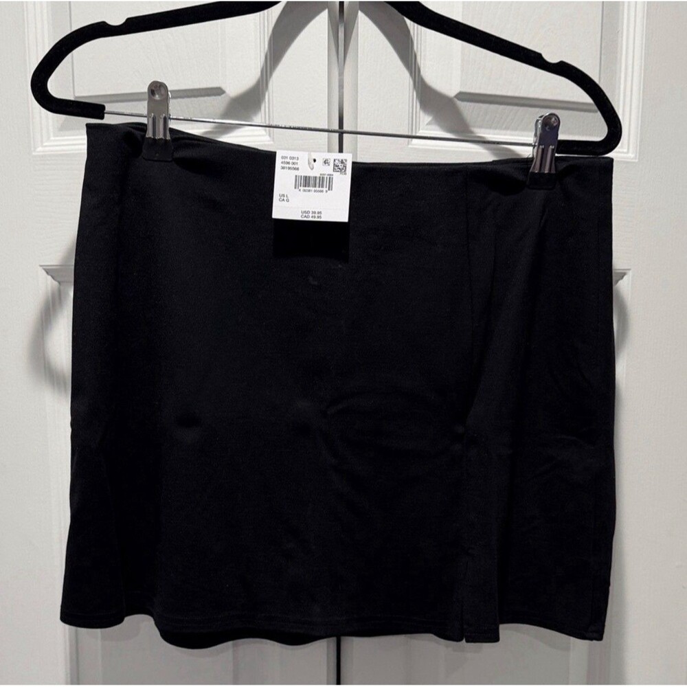American Eagle Y2K 90s Women’s Black Skort Pull-On Stretch Short, Size L